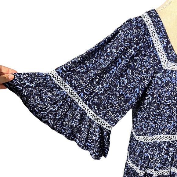 Free People Short Sleeve Talk About It Tiered Blouse Tunic Blue Floral Womens S - Picture 4 of 9